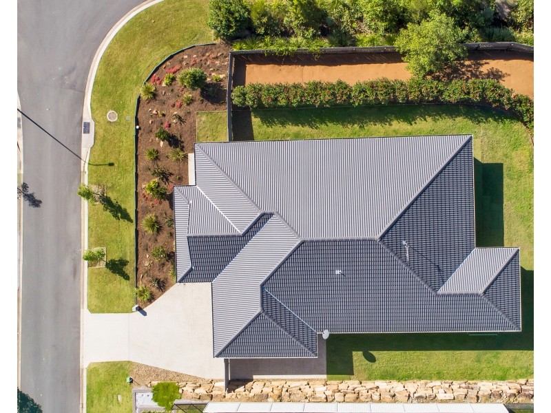 1 Outlook Rise, Mooloolah Valley QLD 4553