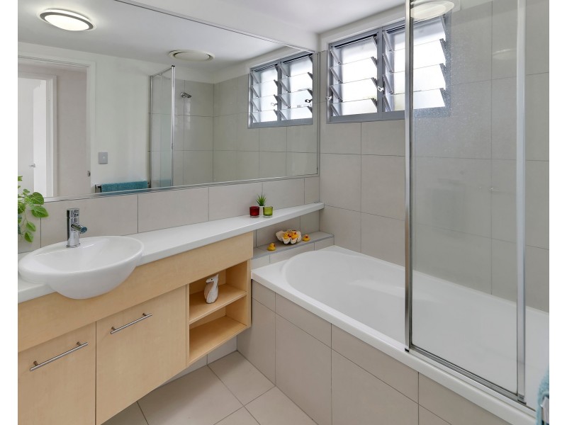 24/51 Grand Parade, Parrearra QLD 4575
