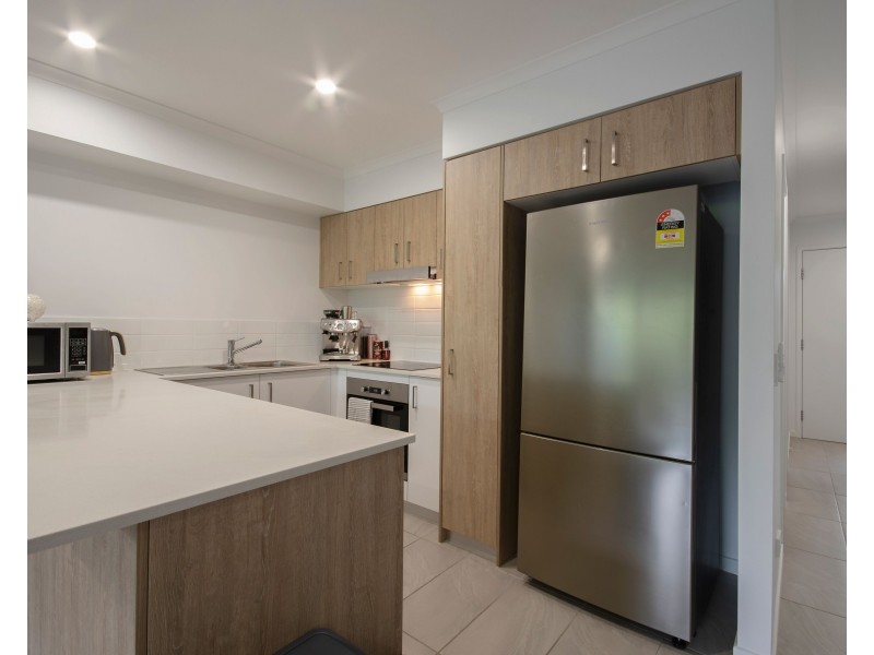 21/2 Allora Drive, Maroochydore QLD 4558