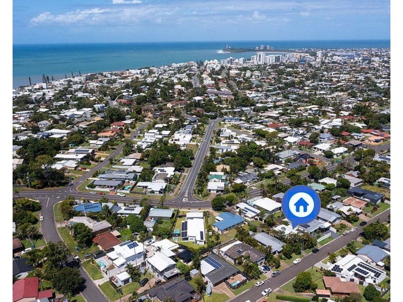 2/11 Jacaranda Drive, Mooloolaba QLD 4557