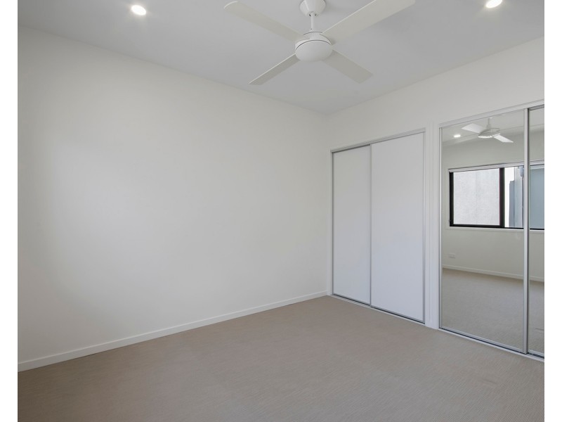 6 Rowe Lane, Maroochydore QLD 4558