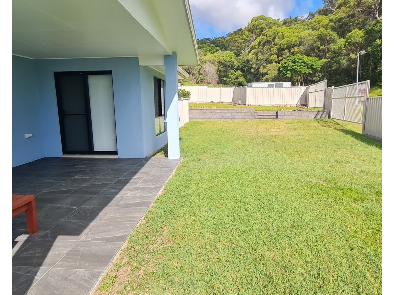 1 Bayview Close, Agnes Water QLD 4677