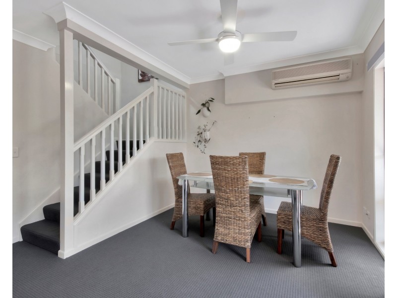 16/2 Springhill Drive, Sippy Downs QLD 4556