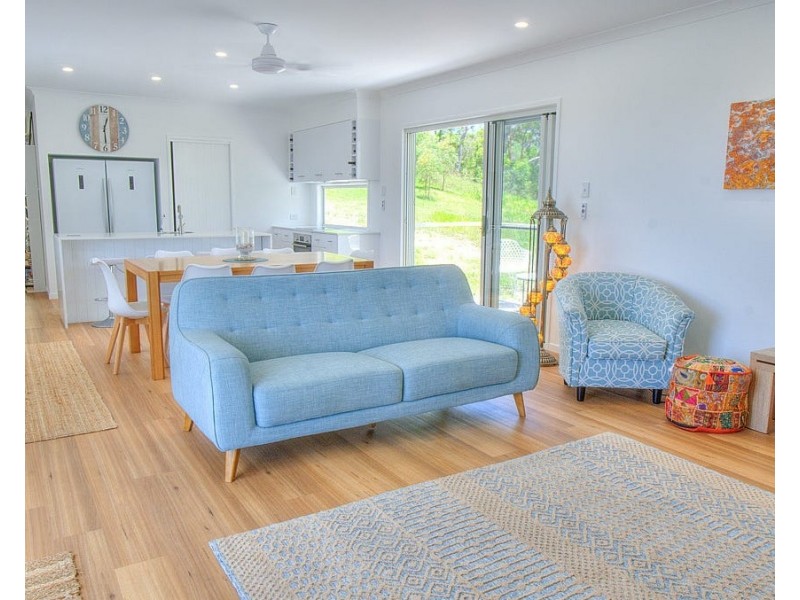 8 Solander Close, Agnes Water QLD 4677