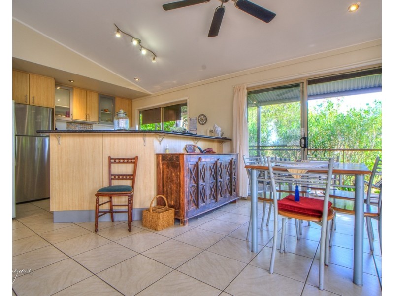 1/4 Young Nicks Way, Agnes Water QLD 4677