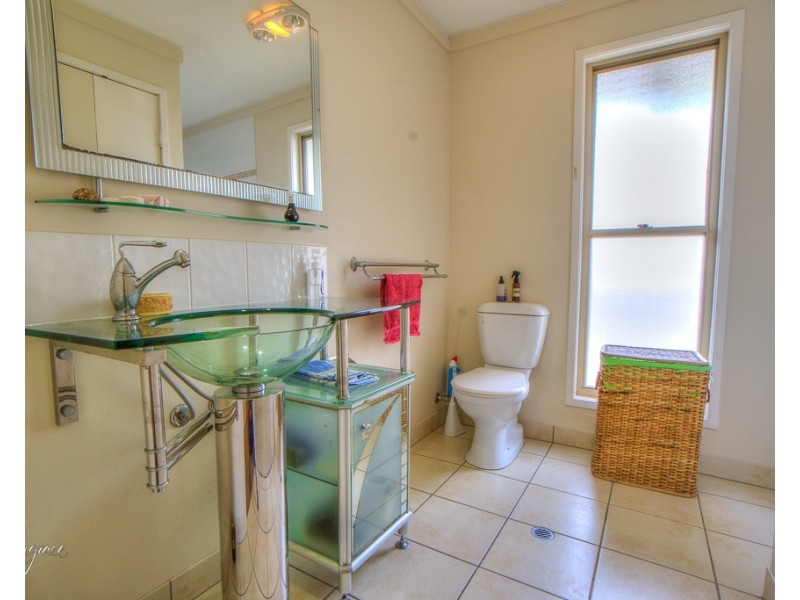 1/4 Young Nicks Way, Agnes Water QLD 4677