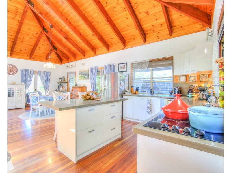 41 Grahame Colyer Drive, Agnes Water QLD 4677