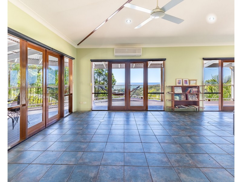 14 Webster Court, Agnes Water QLD 4677