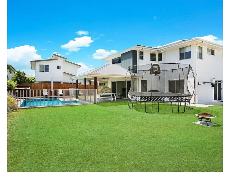 5 Swivel Court, Birtinya QLD 4575