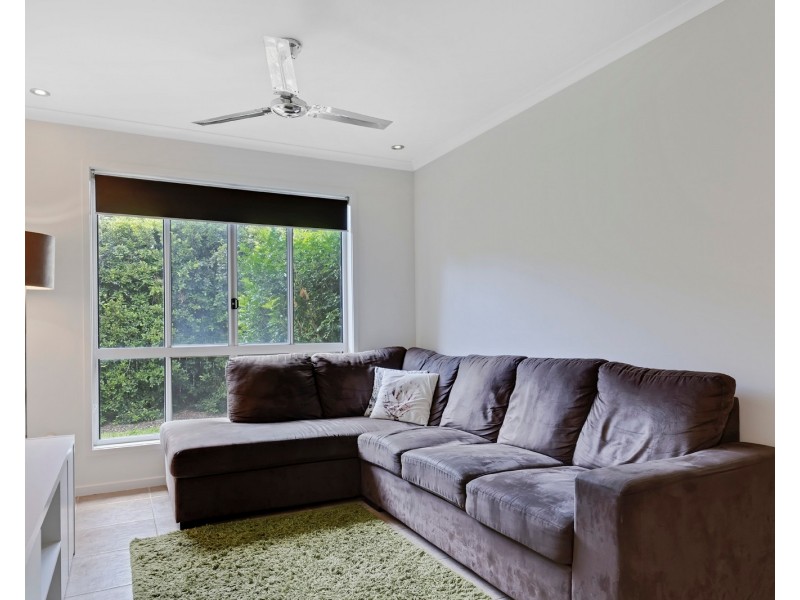 15 Honeymyrtle Court, Mountain Creek QLD 4557