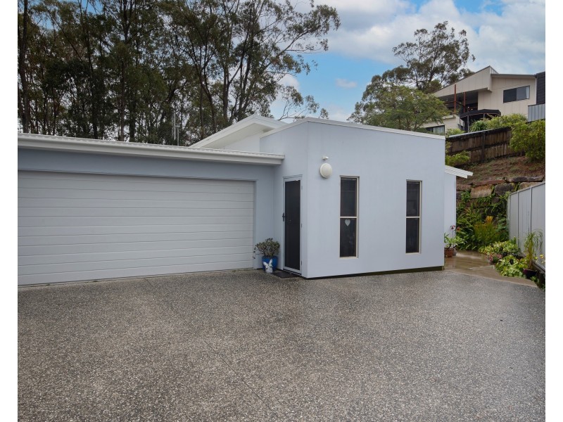1 & 2/9 Morrow Court, Burnside QLD 4560