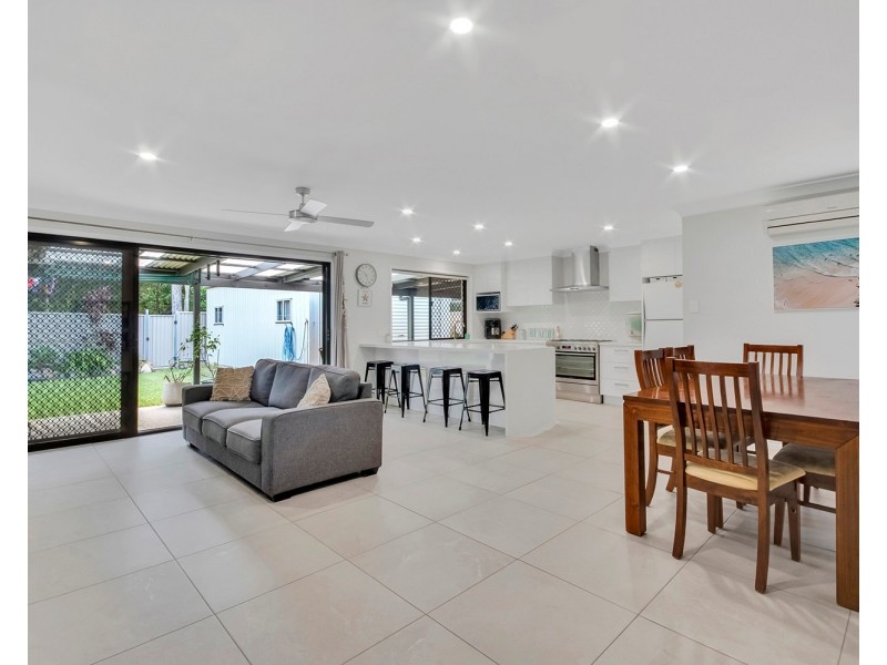 103 Cooroora Street, Battery Hill QLD 4551