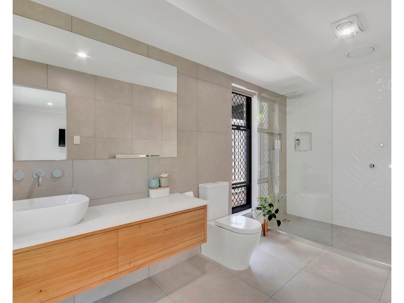 103 Cooroora Street, Battery Hill QLD 4551