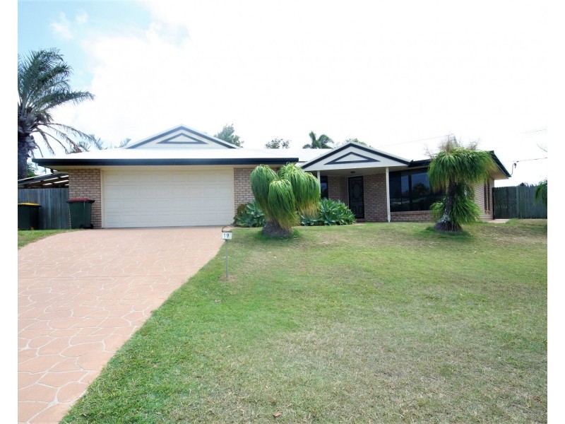 19 Larkin Street, Maroochydore QLD 4558