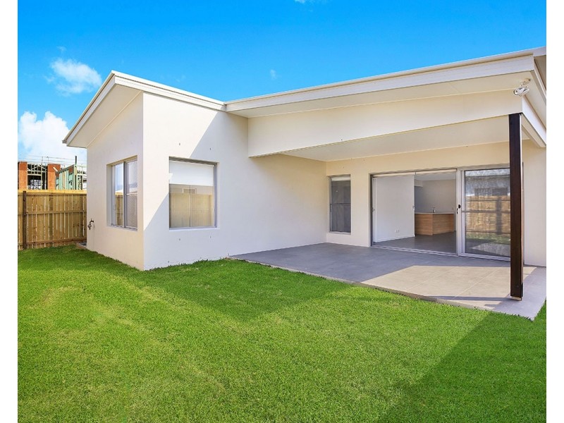 16 Calder Crescent, Mountain Creek QLD 4557