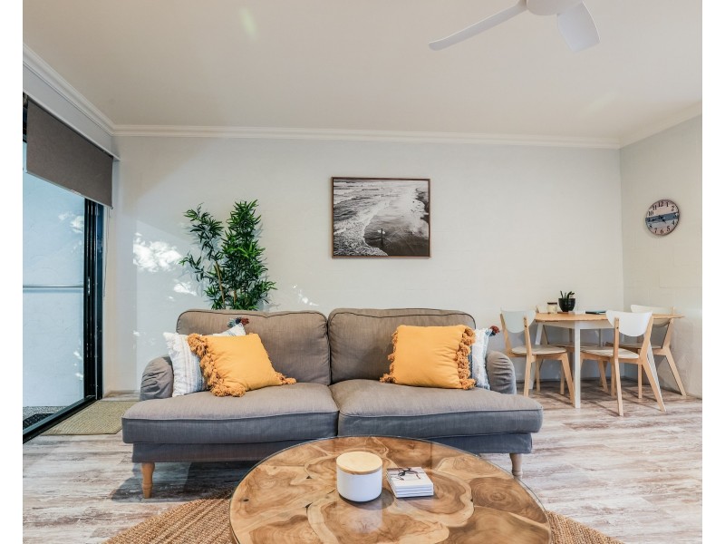 8/2 Beaches Village Circuit, Agnes Water QLD 4677