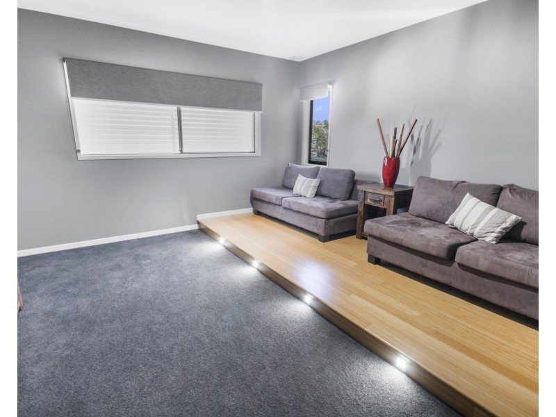 19 Ponytail Circuit, Mountain Creek QLD 4557