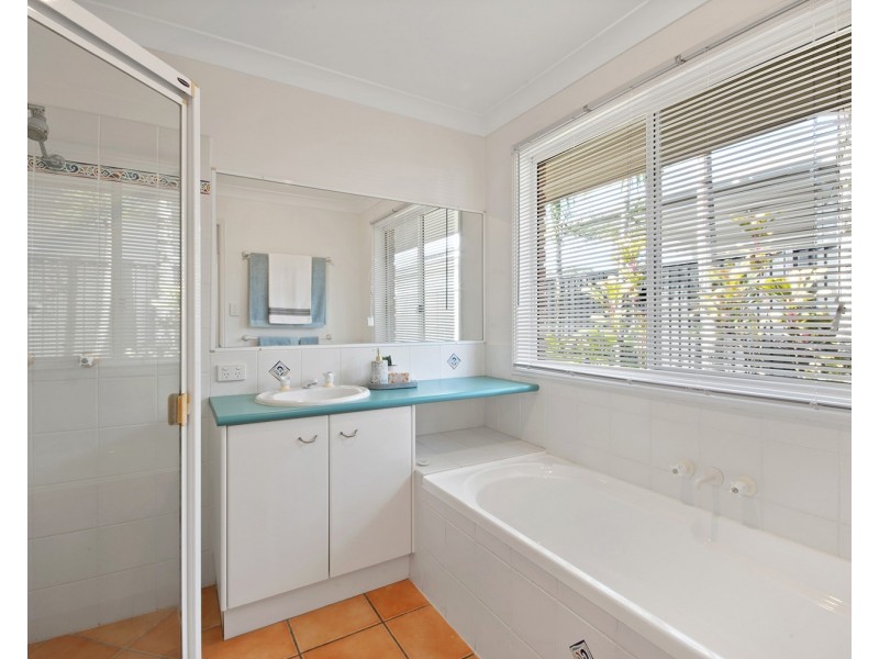 15 Bridgewater Court, Sippy Downs QLD 4556