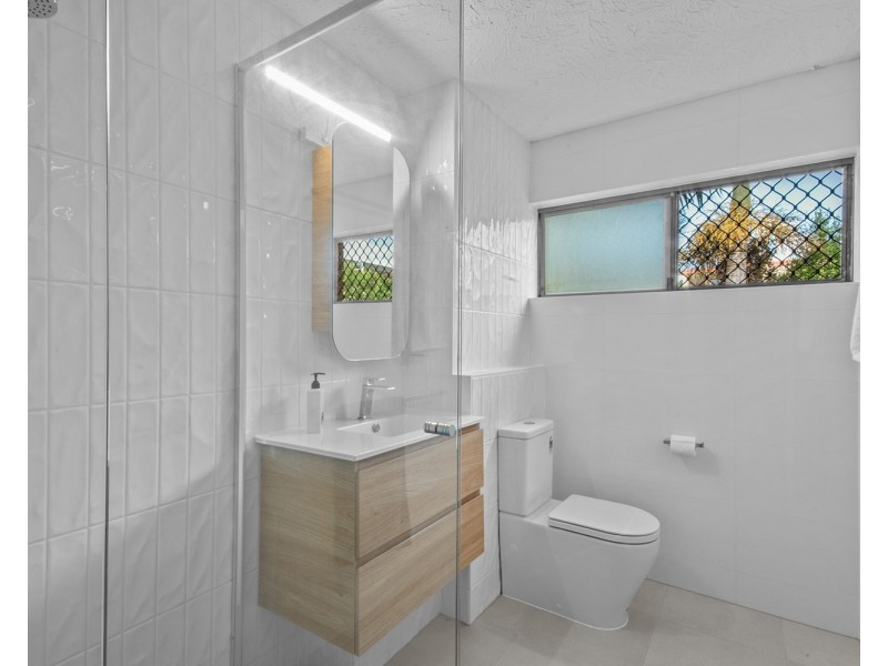 4/11 Alice Street, Alexandra Headland QLD 4572