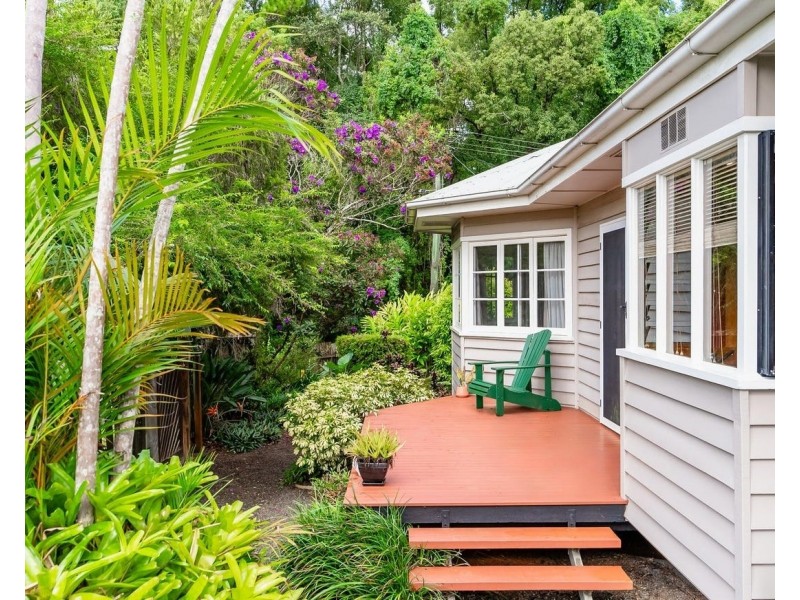 4 Pine Street, Nambour QLD 4560