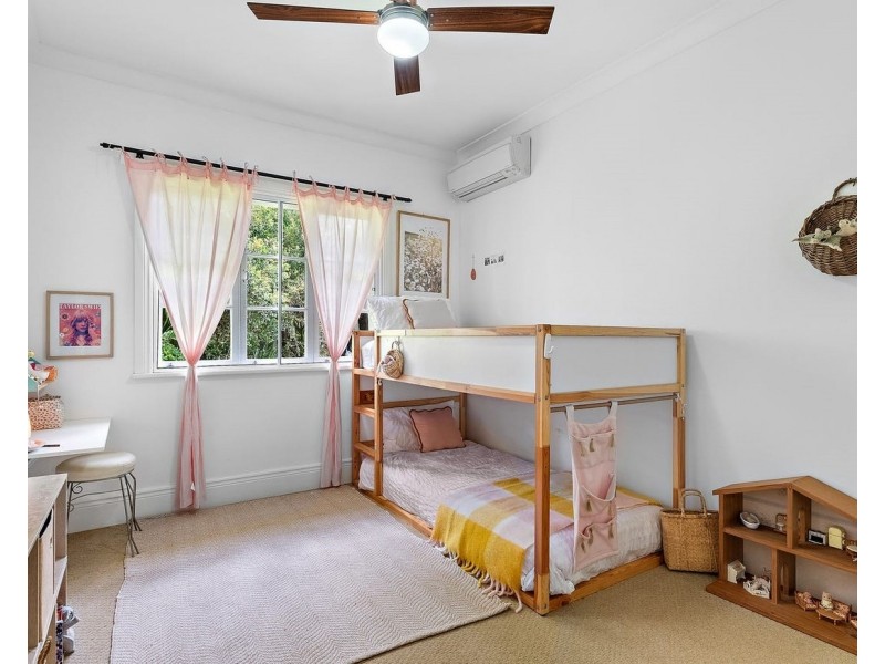 4 Pine Street, Nambour QLD 4560