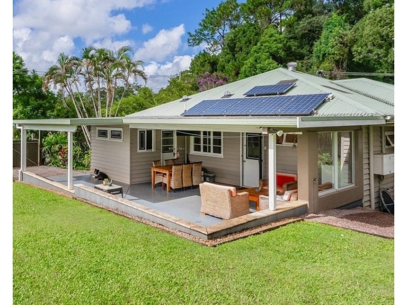 4 Pine Street, Nambour QLD 4560