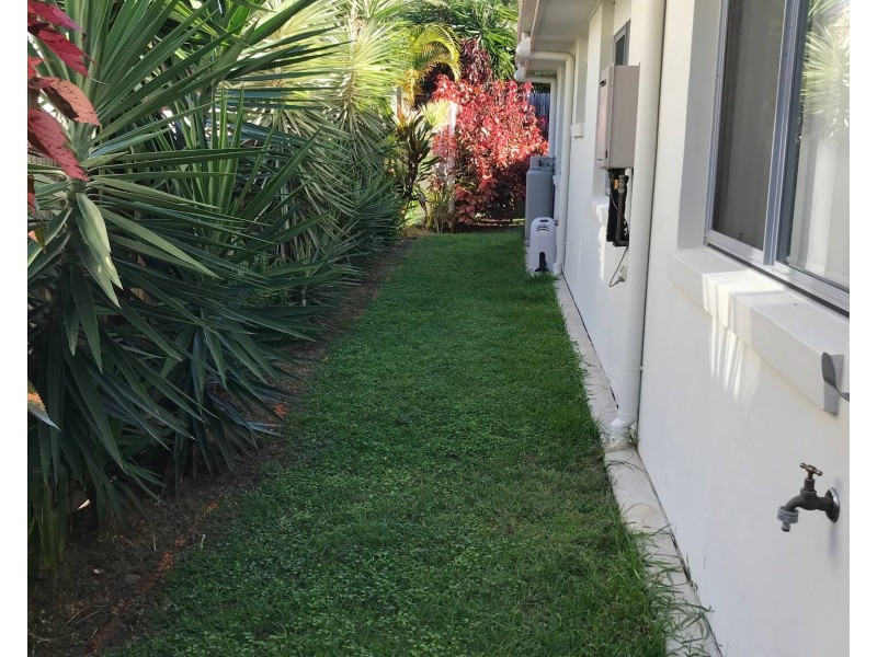 2/6 Springs Road, Agnes Water QLD 4677