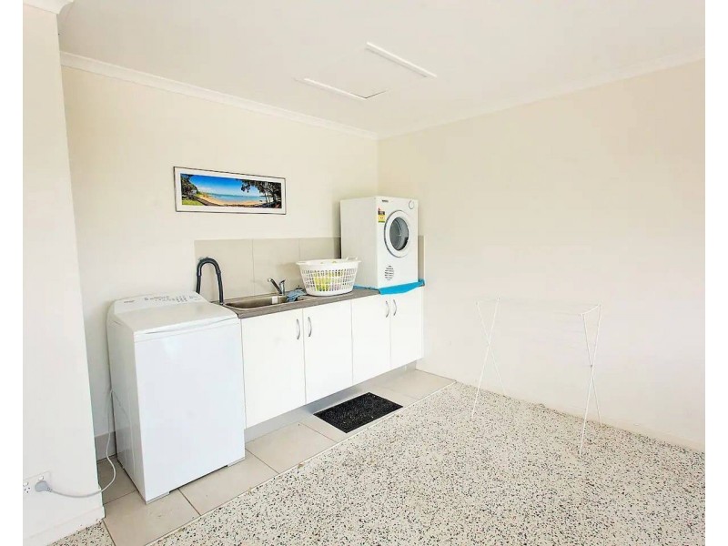 2/6 Springs Road, Agnes Water QLD 4677