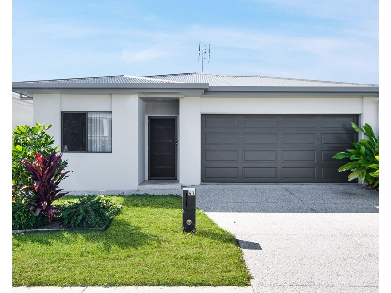 47 Village Green Boulevard, Palmview QLD 4553