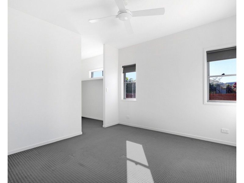 4 Panama Cresent, Mountain Creek QLD 4557