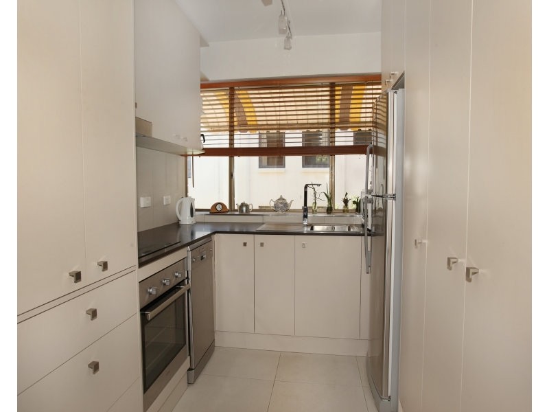 8/278 Alexandra Parade, Alexandra Headland QLD 4572