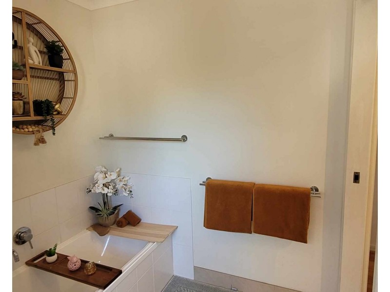 33 Palm Court, Agnes Water QLD 4677