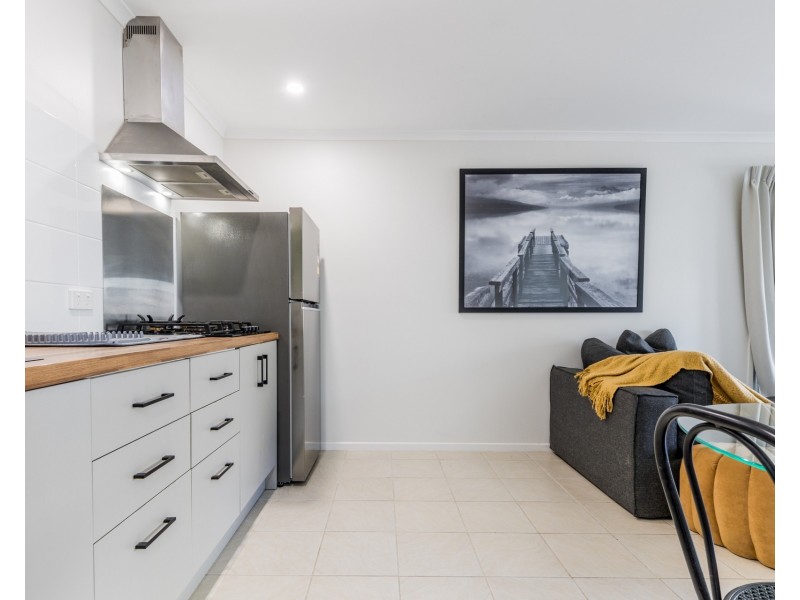 33 Palm Court, Agnes Water QLD 4677