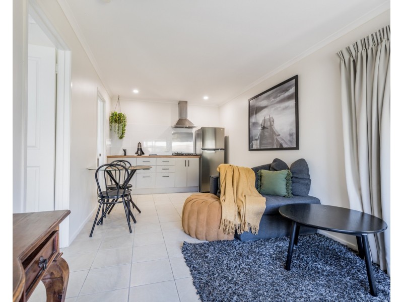 33 Palm Court, Agnes Water QLD 4677