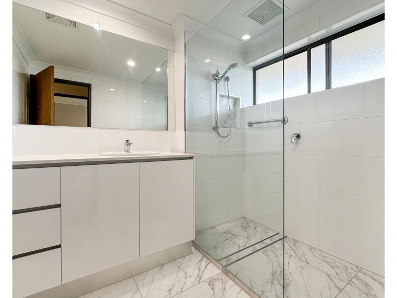 1/7-9 Carinya Street, Mooloolaba QLD 4557
