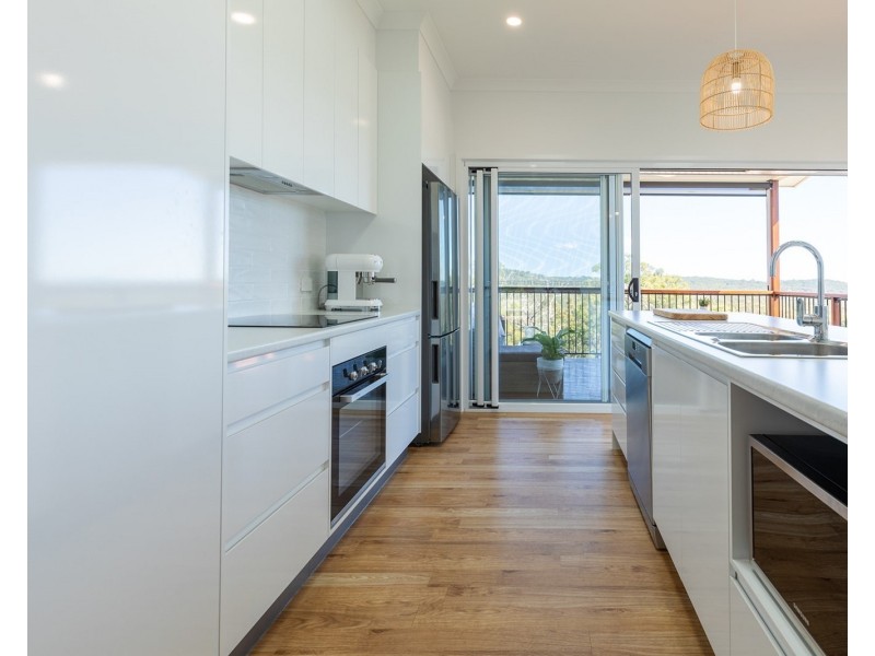 42 Woodrow Drive, Agnes Water QLD 4677