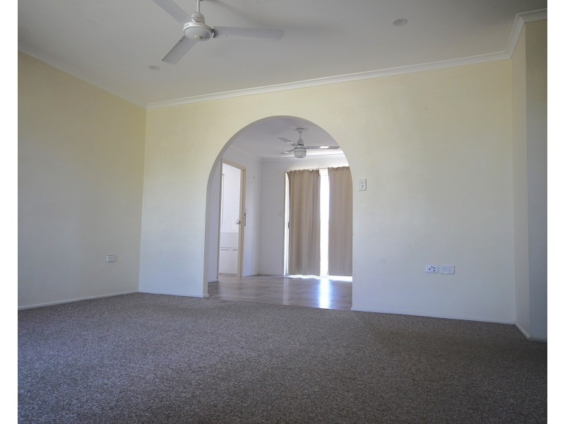 41 Saleng Crescent, Warana QLD 4575