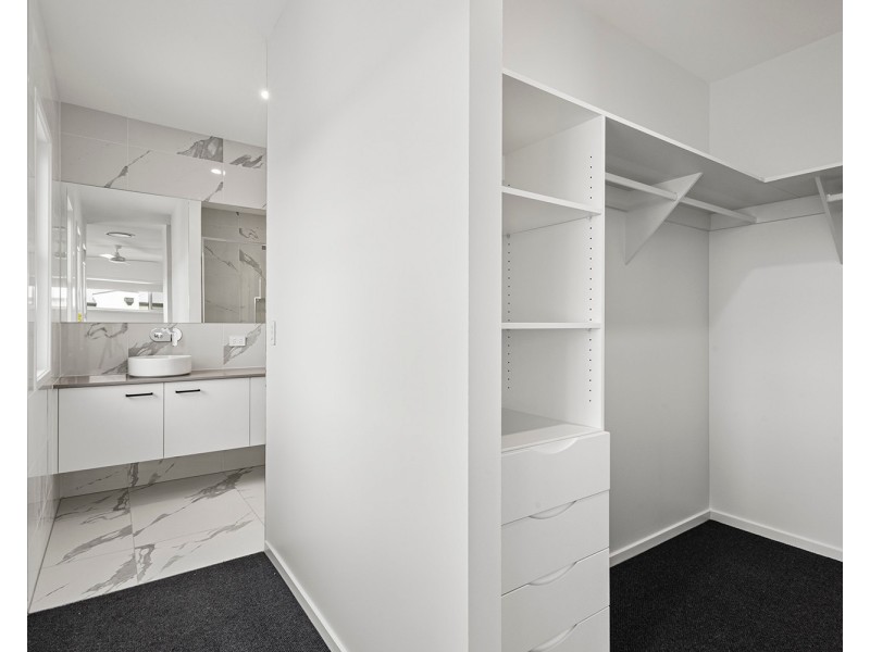 12 Coringa Avenue, Pelican Waters QLD 4551