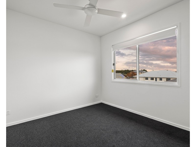 12 Coringa Avenue, Pelican Waters QLD 4551