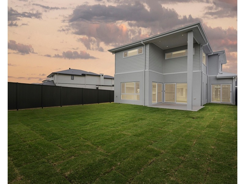 12 Coringa Avenue, Pelican Waters QLD 4551