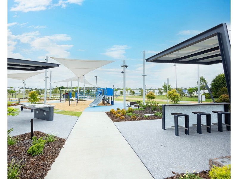 12 Coringa Avenue, Pelican Waters QLD 4551