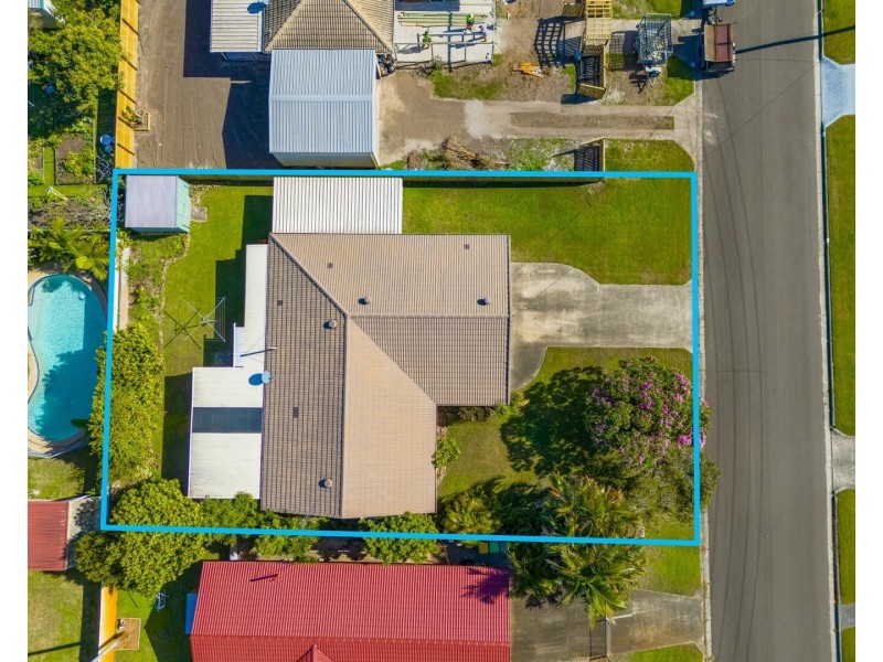 83 Lamerough Parade, Golden Beach QLD 4551
