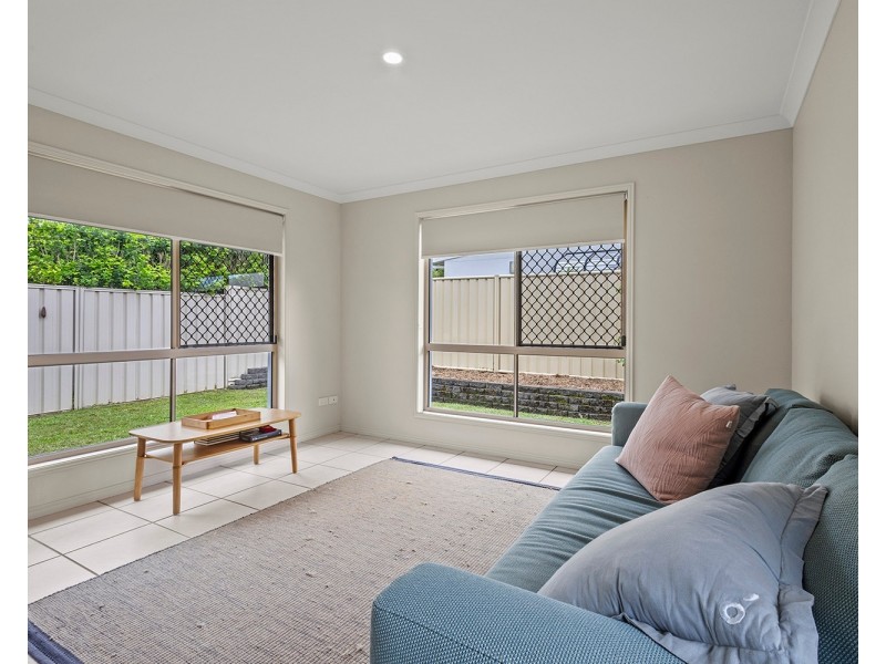 2 Kamala Place, Meridan Plains QLD 4551