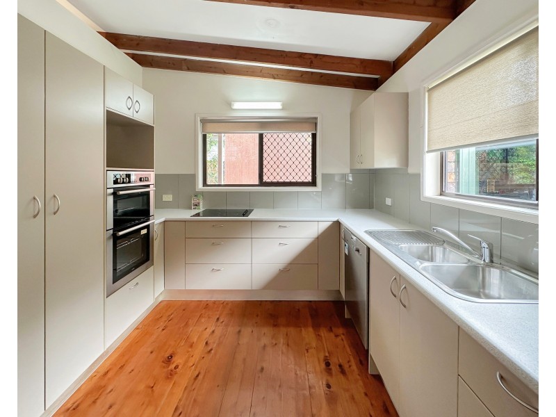 87 Centenary Crescent, Alexandra Headland QLD 4572