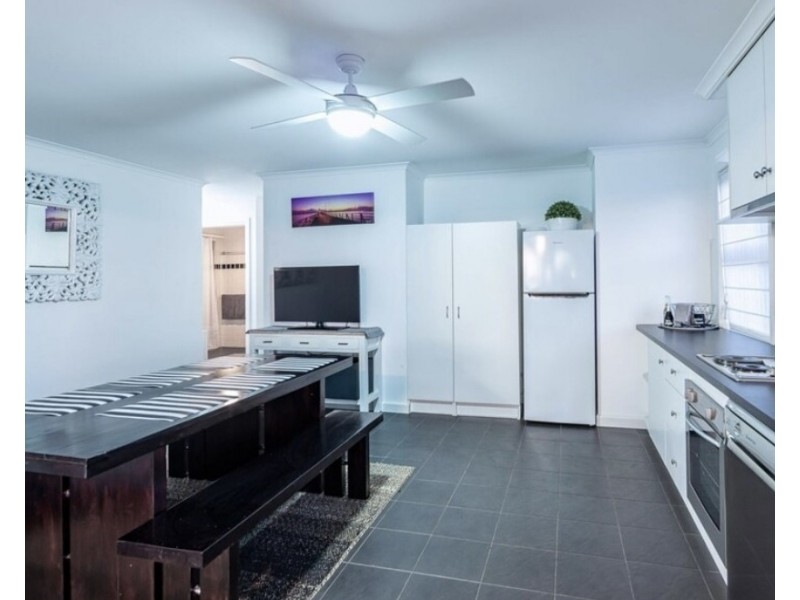 9 Barton Street, Seventeen Seventy QLD 4677