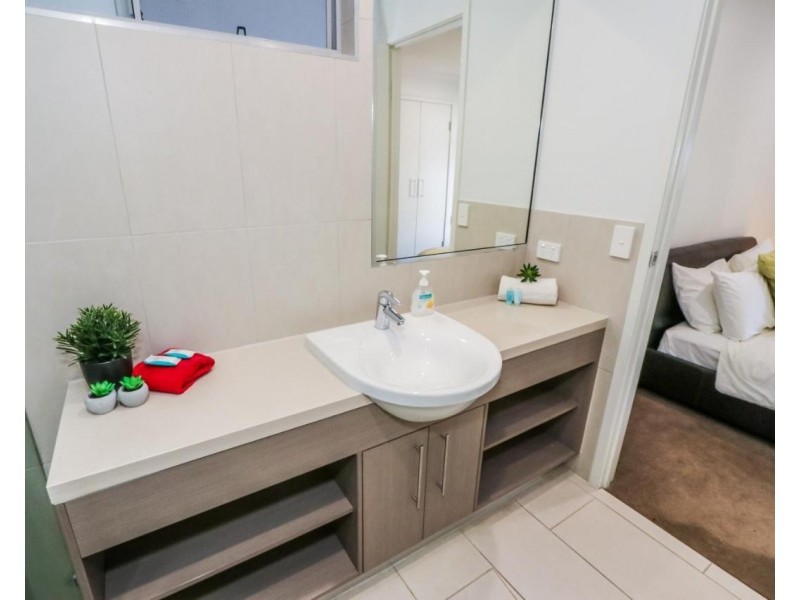 4/2 Dolphin Court, Agnes Water QLD 4677