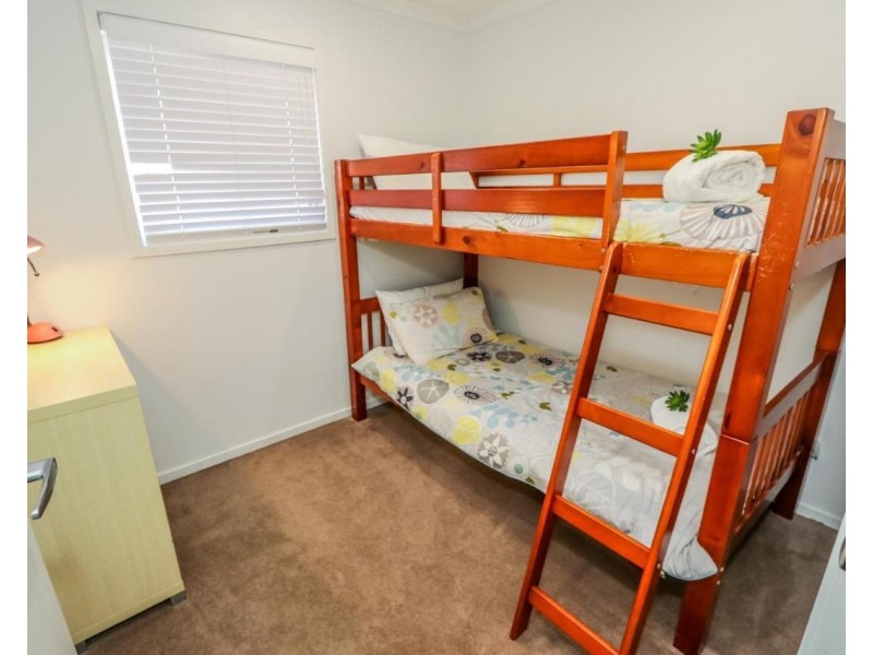 4/2 Dolphin Court, Agnes Water QLD 4677