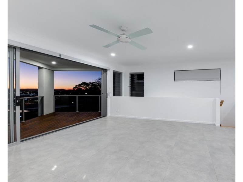 13 The Grove, Alexandra Headland QLD 4572