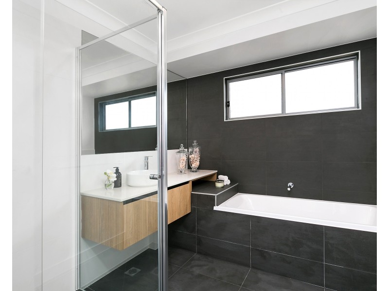 13 The Grove, Alexandra Headland QLD 4572