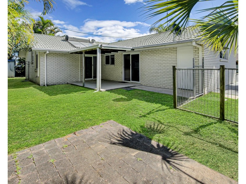 5 Blackwood Street, Maroochydore QLD 4558